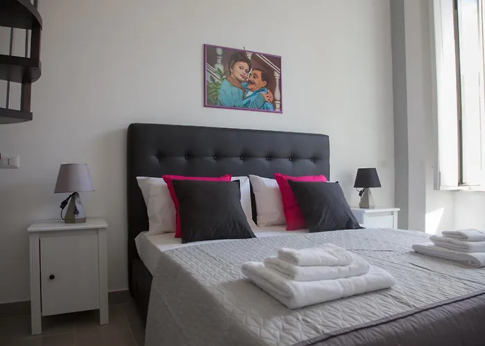 Vesuvius Luxury SuitesHotel Napoli